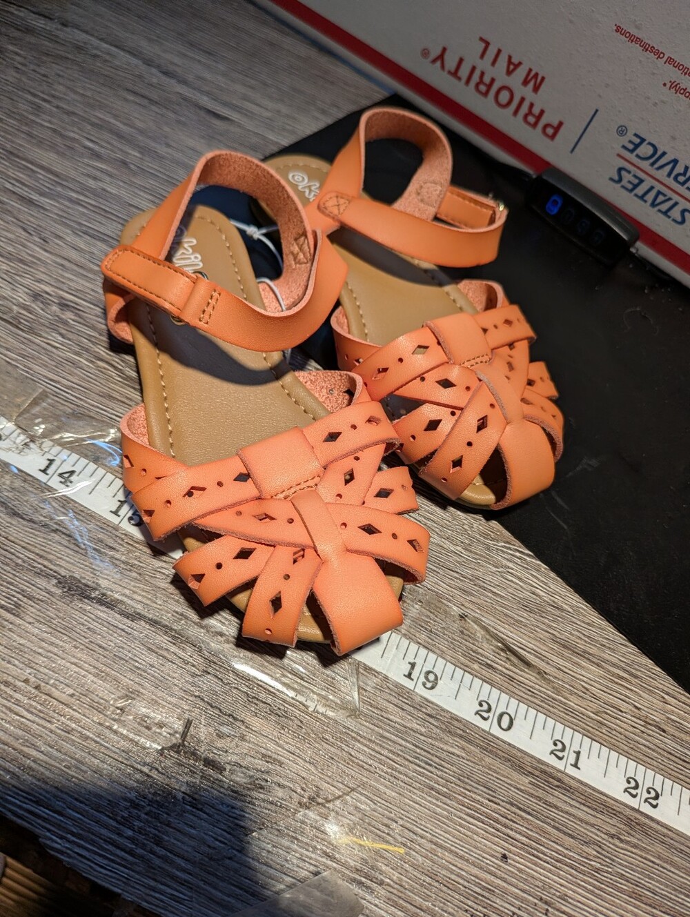 NEW Okilol Children's Sandals In Cognac Size 10